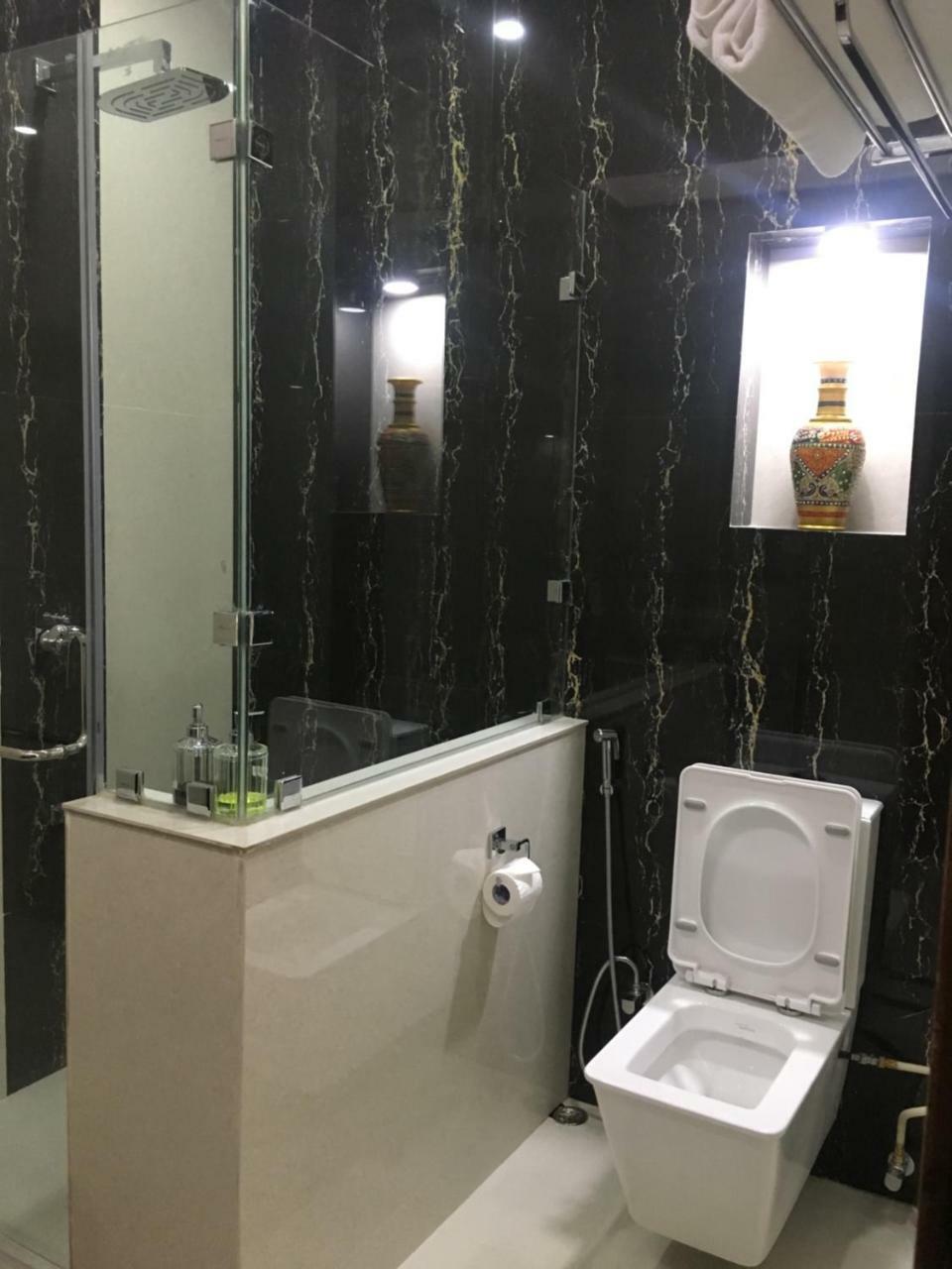 Silvertip Cafe & Homestay Котагири Екстериор снимка